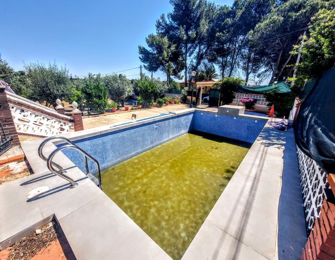 Image No.3-6 Bed Villa for sale