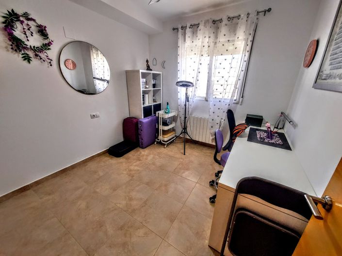 Image No.6-Villa de 4 chambres à vendre à La Pobla de Vallbona