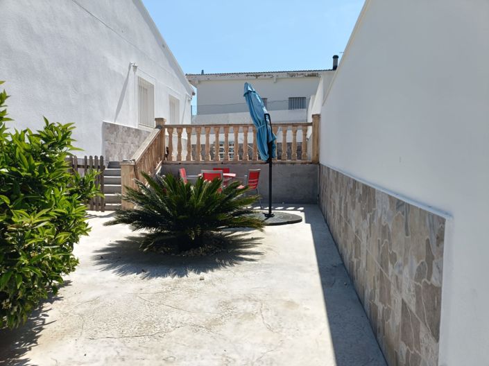 Image No.25-7 Bed Villa for sale