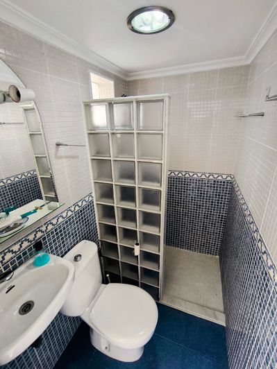 Image No.29-6 Bed Villa for sale