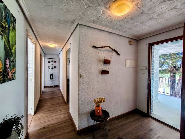 Image No.4-3 Bed Villa for sale