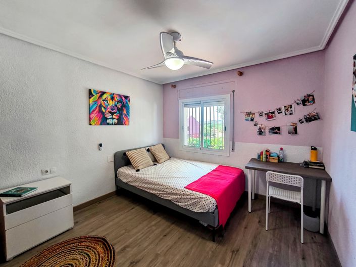 Image No.8-3 Bed Villa for sale