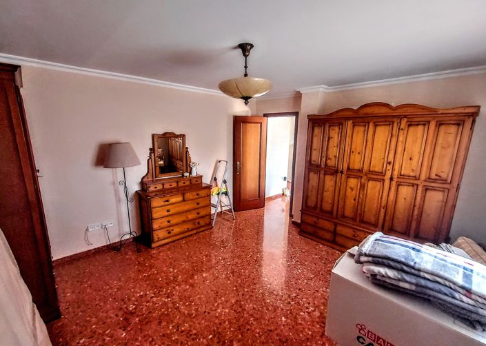 Image No.8-Propriété de 3 chambres à vendre à Valencia City