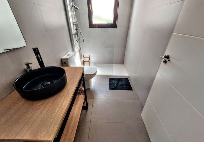Image No.27-3 Bed Villa for sale