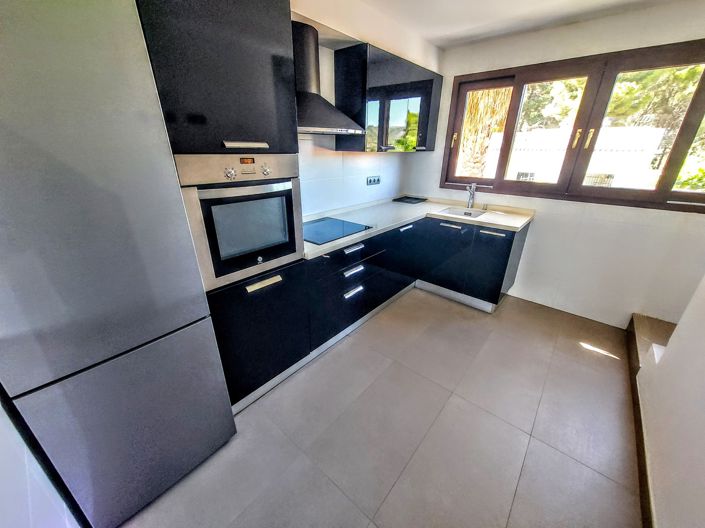 Image No.36-3 Bed Villa for sale