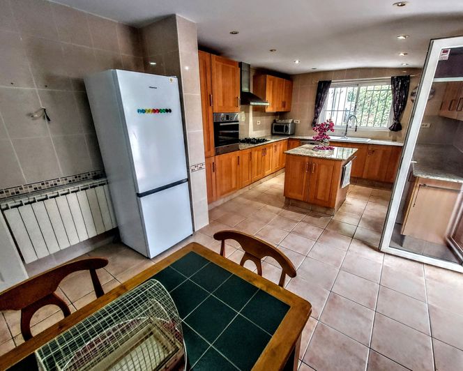 Image No.12-3 Bed Villa for sale