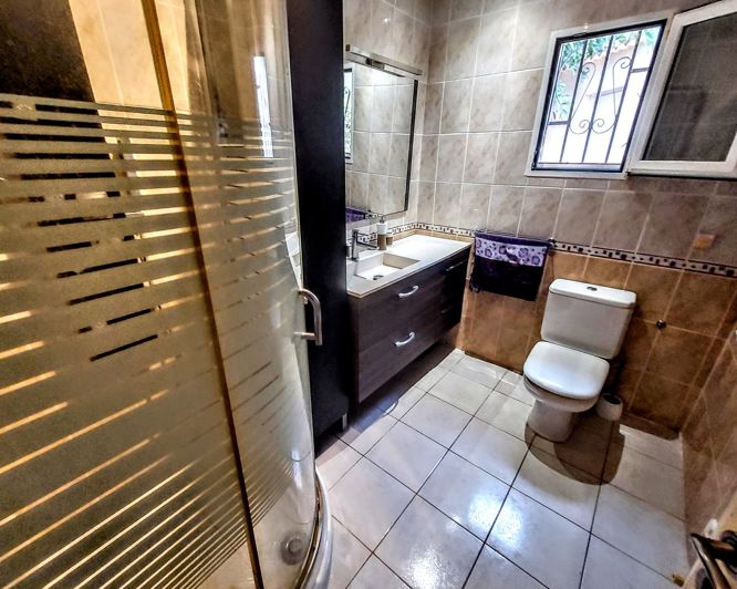 Image No.19-3 Bed Villa for sale