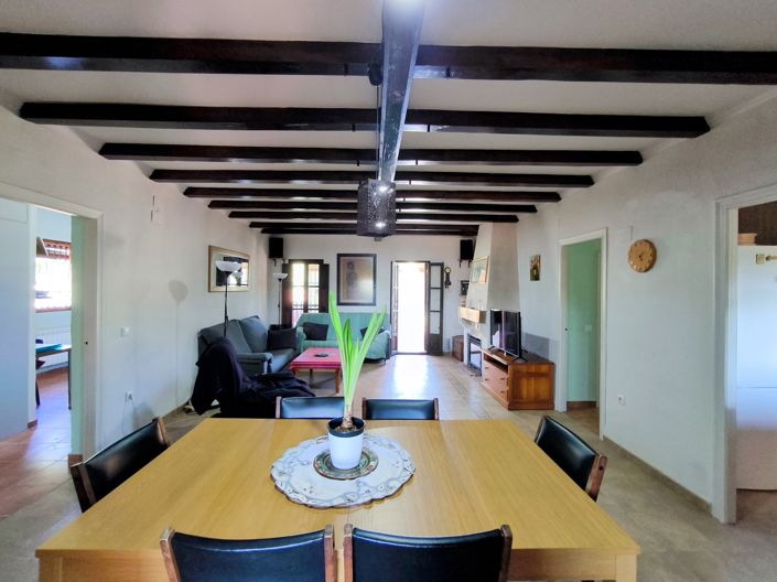 Image No.10-4 Bed Villa for sale