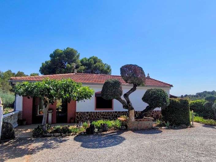 Image No.2-4 Bed Villa for sale