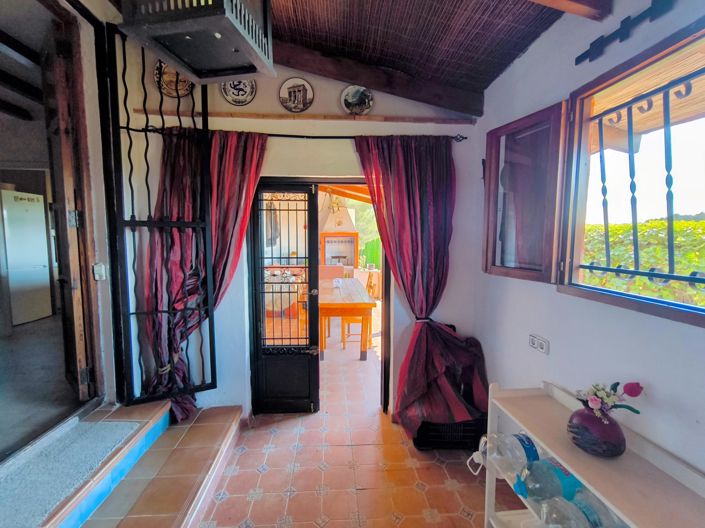 Image No.8-4 Bed Villa for sale