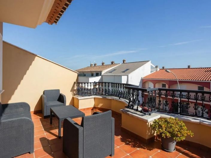 Image No.31-7 Bed Villa for sale