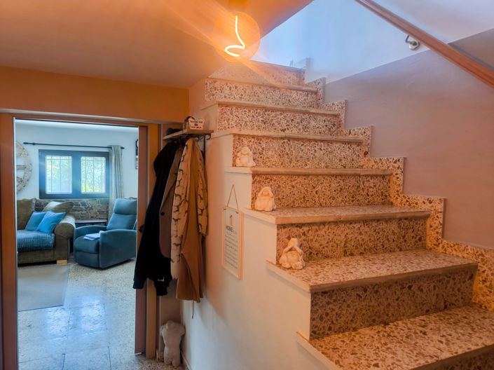 Image No.12-6 Bed Villa for sale