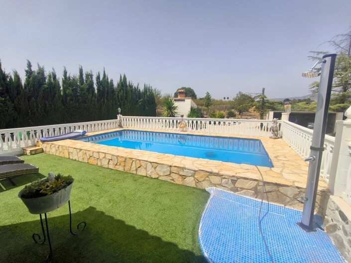 Image No.26-6 Bed Villa for sale