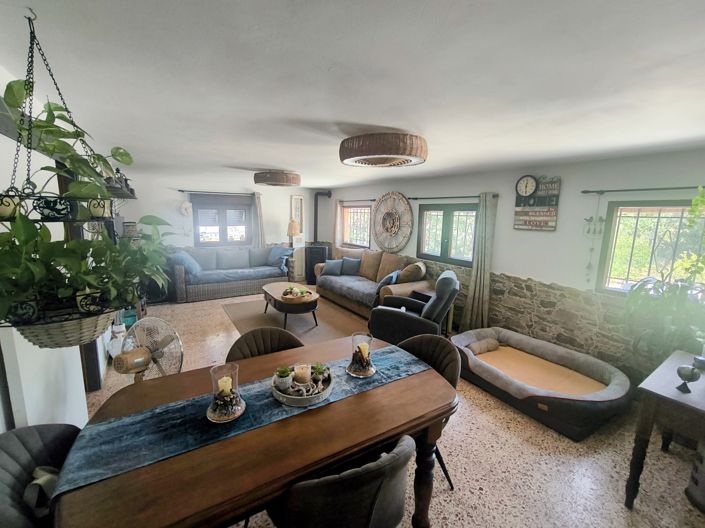 Image No.7-6 Bed Villa for sale