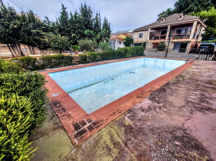 Image No.2-5 Bed Villa for sale