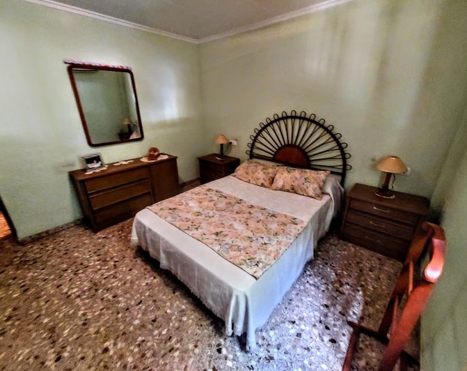 Image No.20-5 Bed Villa for sale