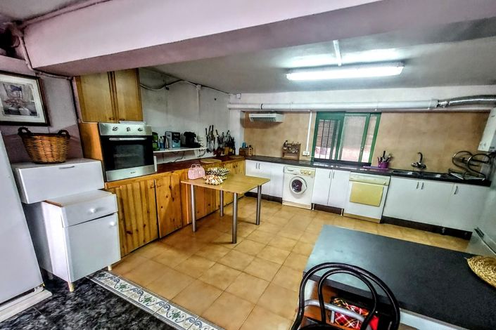 Image No.29-5 Bed Villa for sale