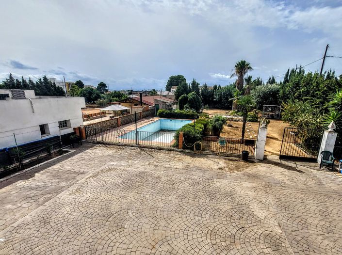 Image No.3-5 Bed Villa for sale