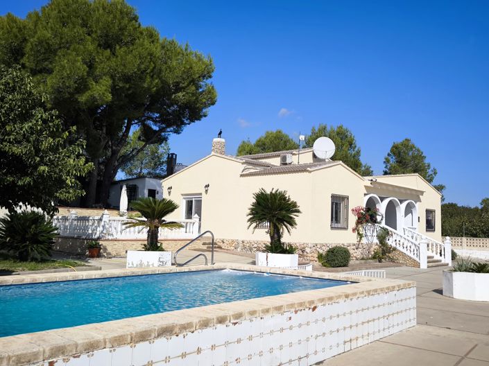 Image No.4-4 Bed Villa for sale