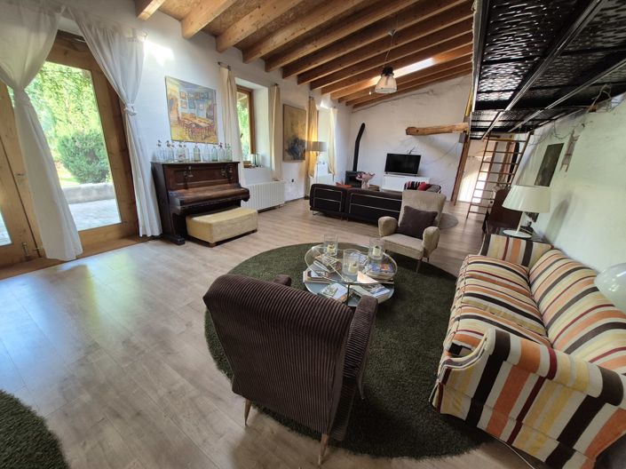 Image No.10-11 Bed Villa for sale