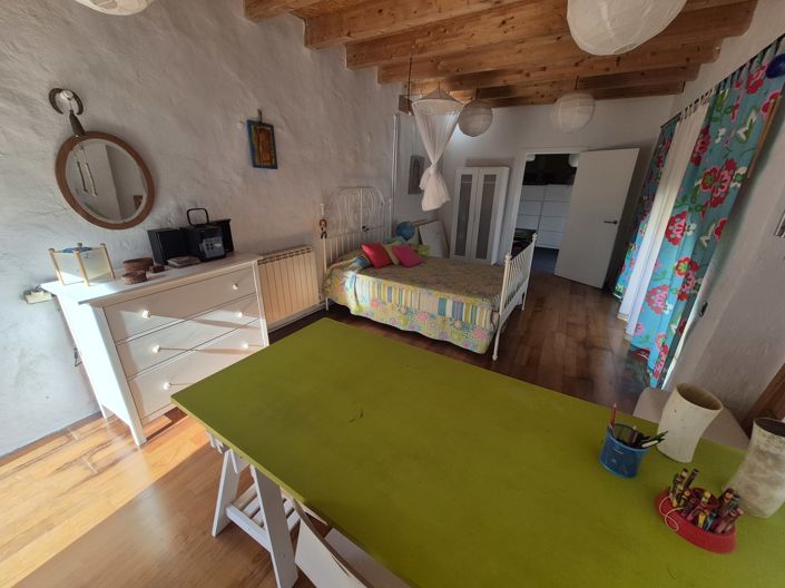 Image No.17-11 Bed Villa for sale