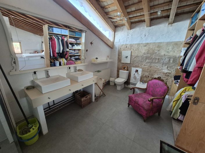 Image No.23-11 Bed Villa for sale
