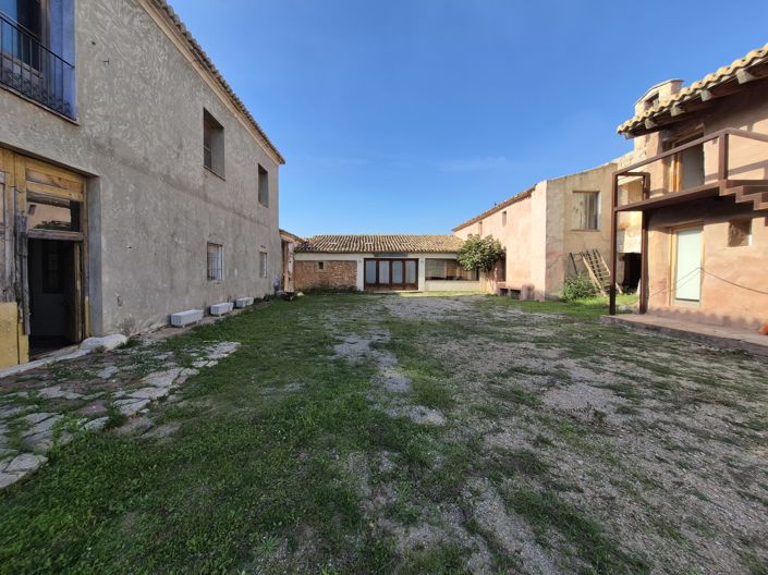 Image No.31-11 Bed Villa for sale