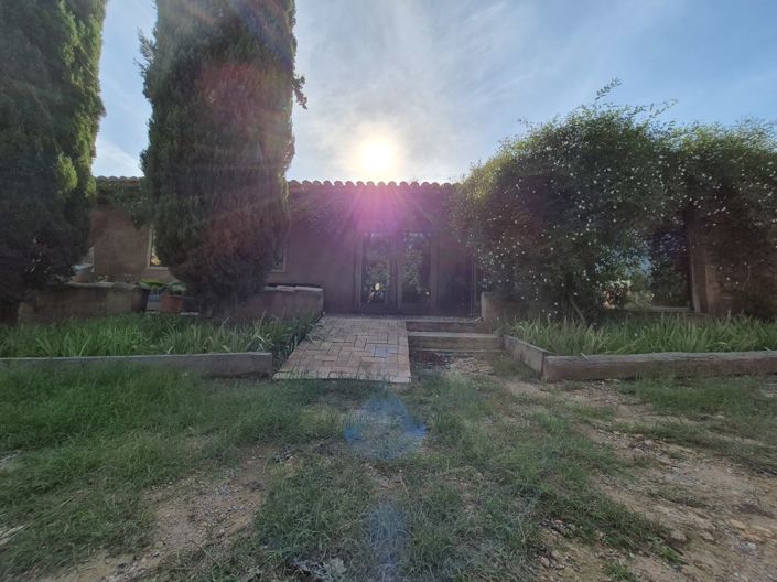 Image No.48-11 Bed Villa for sale