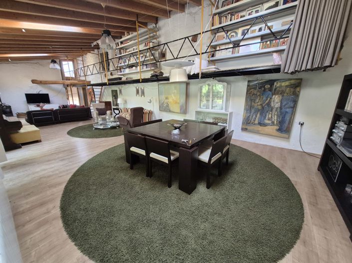 Image No.8-11 Bed Villa for sale