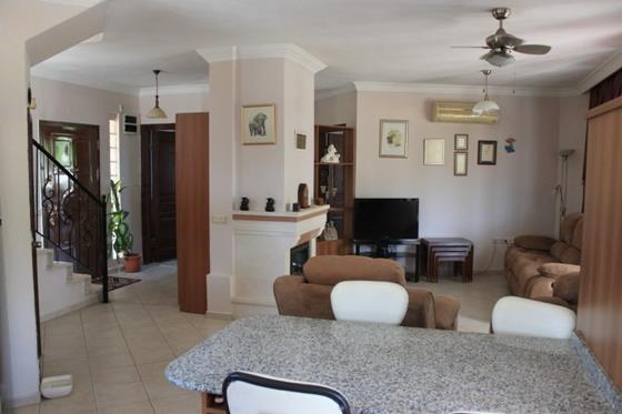 Image No.6-Villa / Détaché de 4 chambres à vendre à Kemer