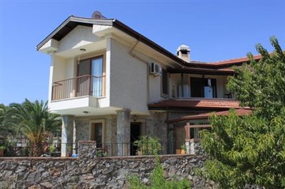 Villa / Détaché de 4 chambres à vendre à Kemer