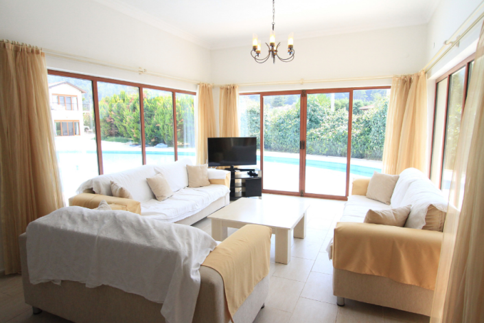 Image No.9-3 Bed Villa for sale