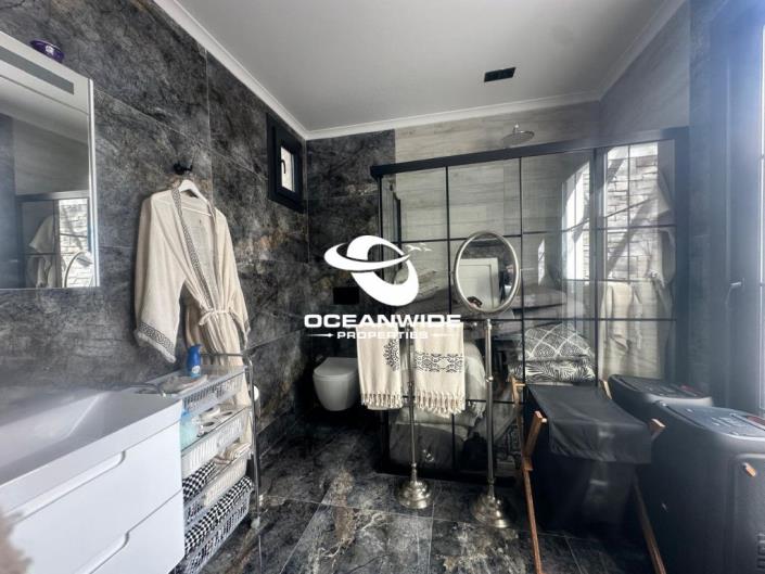 Image No.14-3 Bed Villa for sale