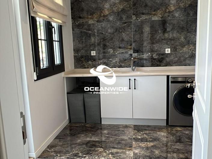 Image No.20-3 Bed Villa for sale