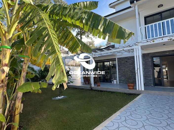 Image No.31-3 Bed Villa for sale