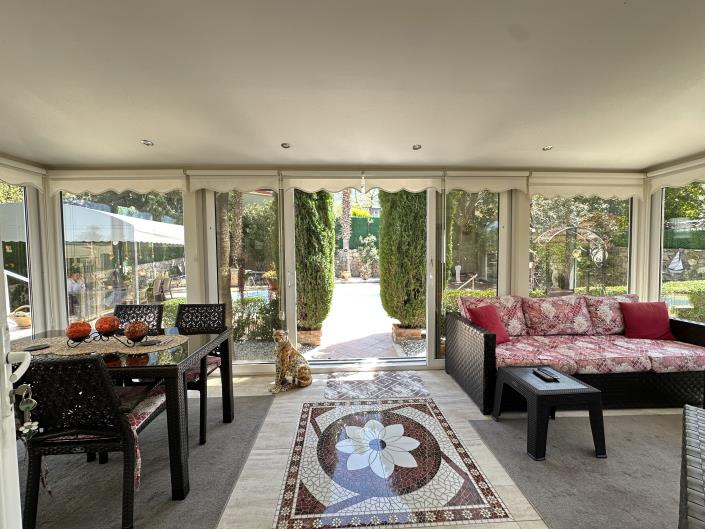 Image No.7-4 Bed Villa for sale