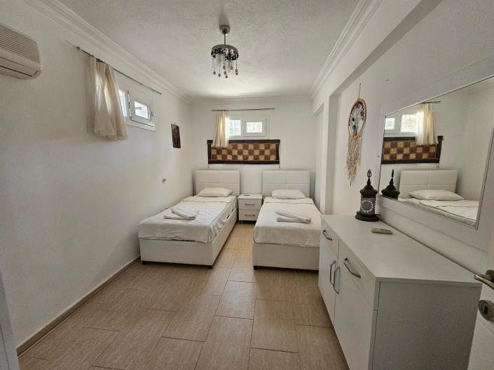 Image No.7-5 Bed Villa for sale