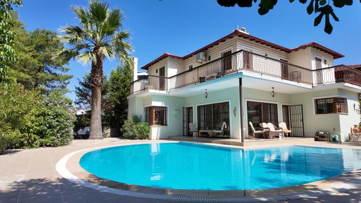 Image No.1-3 Bed Villa for sale