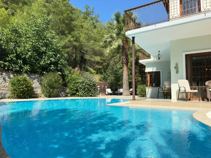 Image No.19-3 Bed Villa for sale