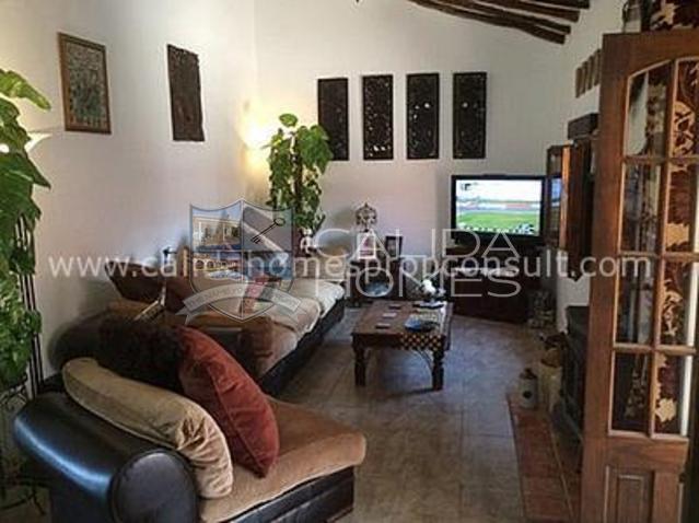 Image No.3-3 Bed Property for sale