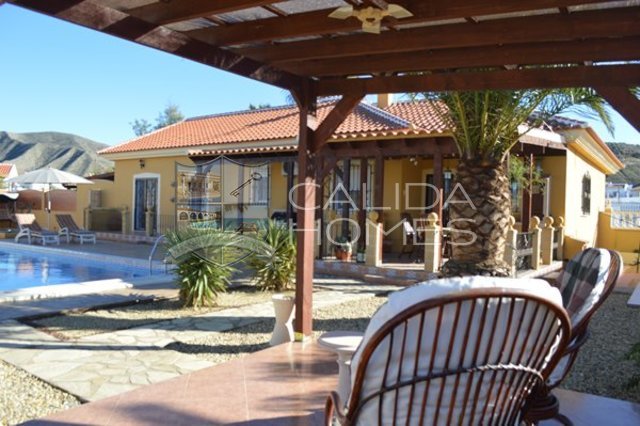 Image No.1-Villa de 4 chambres à vendre à Arboleas