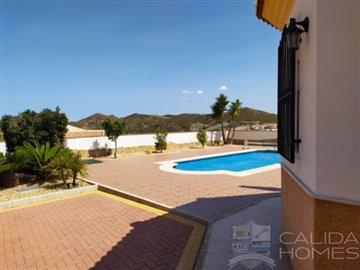 cla7529-villa-gloriosa-resale-villa-for-sale-