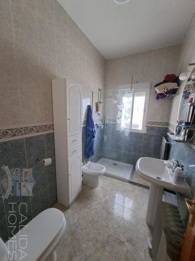 Image No.20-3 Bed Villa for sale