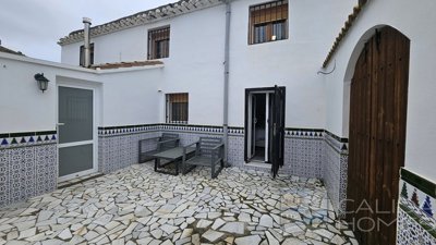 casa-guapisima-detached-character-house-for-s