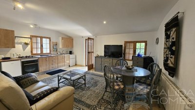 casa-guapisima-detached-character-house-for-s