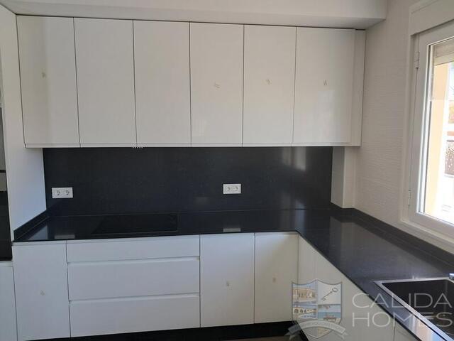 Image No.8-3 Bed Villa for sale