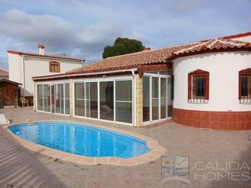 4 Bed Villa for sale
