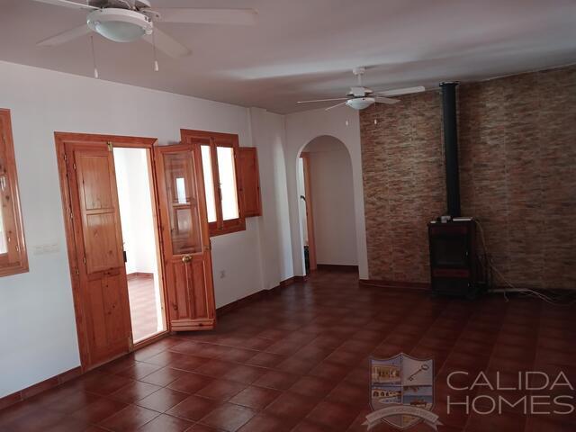 Image No.11-4 Bed Villa for sale