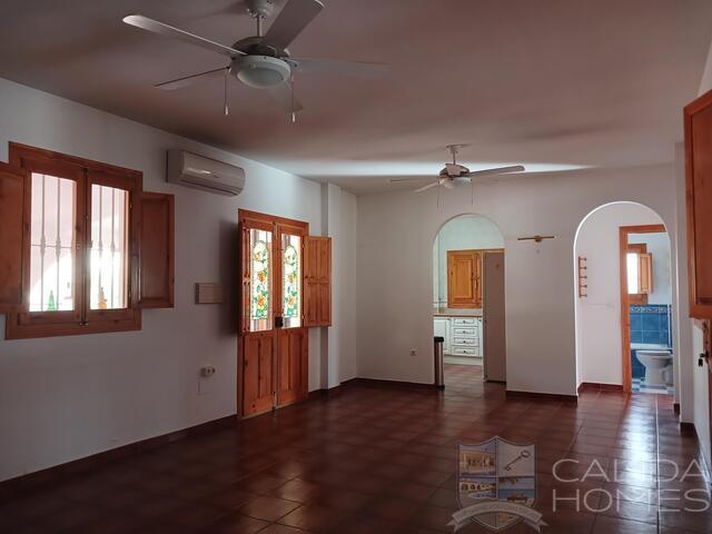 Image No.12-4 Bed Villa for sale