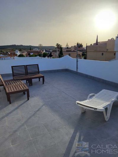 Image No.20-2 Bed Villa for sale